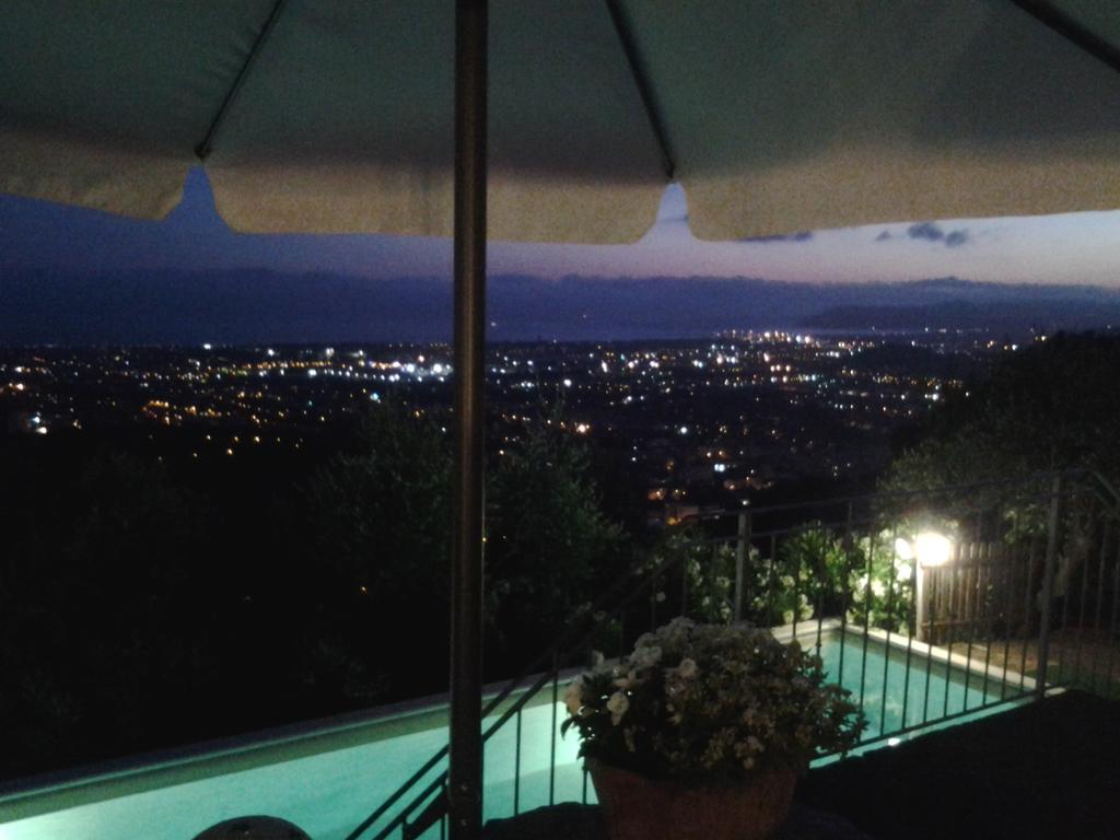 Casa Vacanze Al Settimo Cielo Massa  Exterior foto