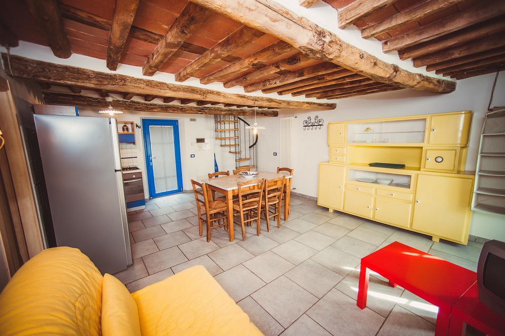 Casa Vacanze Al Settimo Cielo Massa  Exterior foto